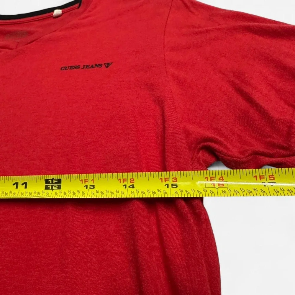 Guess Jeans Los Angeles Mens Red V-Neck T-Shirt Small Black Trim Logo Tee - Picture 7 of 8